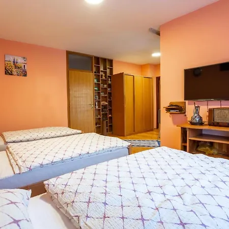 Apartment Apartman Ema Mostar